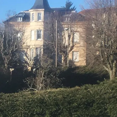 Les Marronniers Nocleg ze śniadaniem 3*