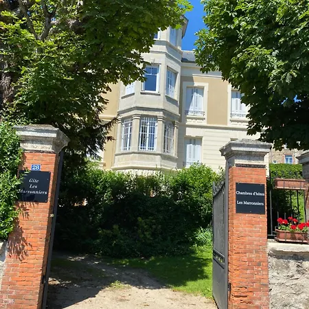 Les Marronniers Bed and Breakfast