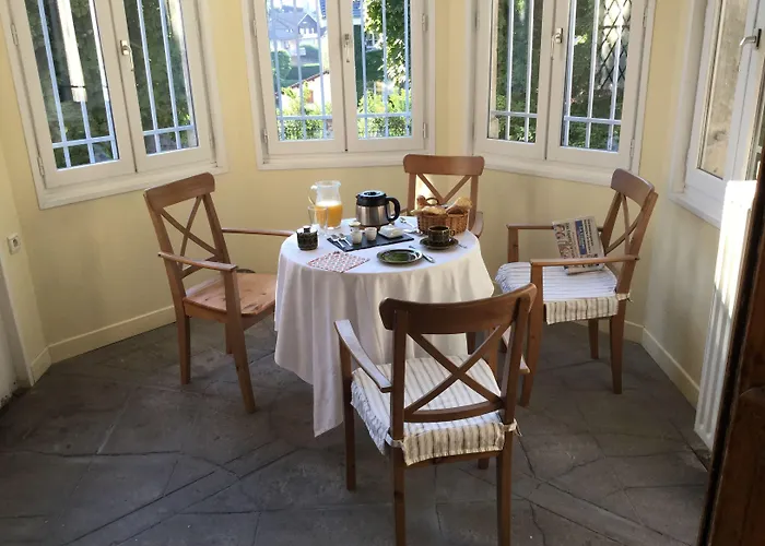 Les Marronniers Bed & Breakfast 3*